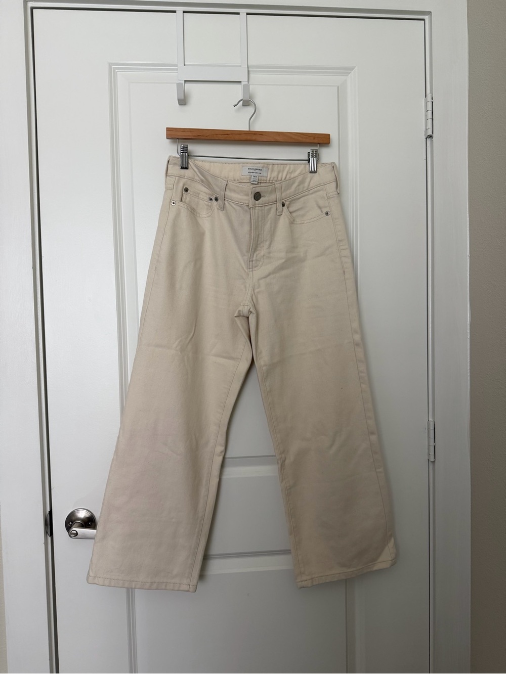 Banana Republic Cream Wide-Leg Jeans